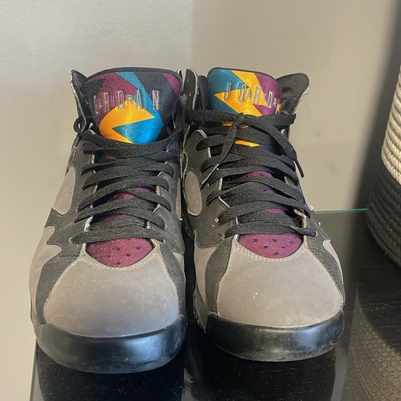 Bordeaux original 7’s Jordans - Picture 4 of 6